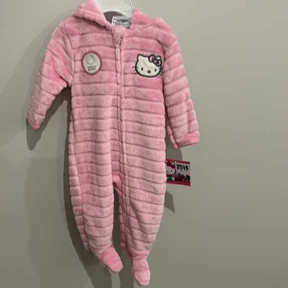 Hello kitty fleece plush sleeper baby 6 months Sanrio - Picture 1 of 3